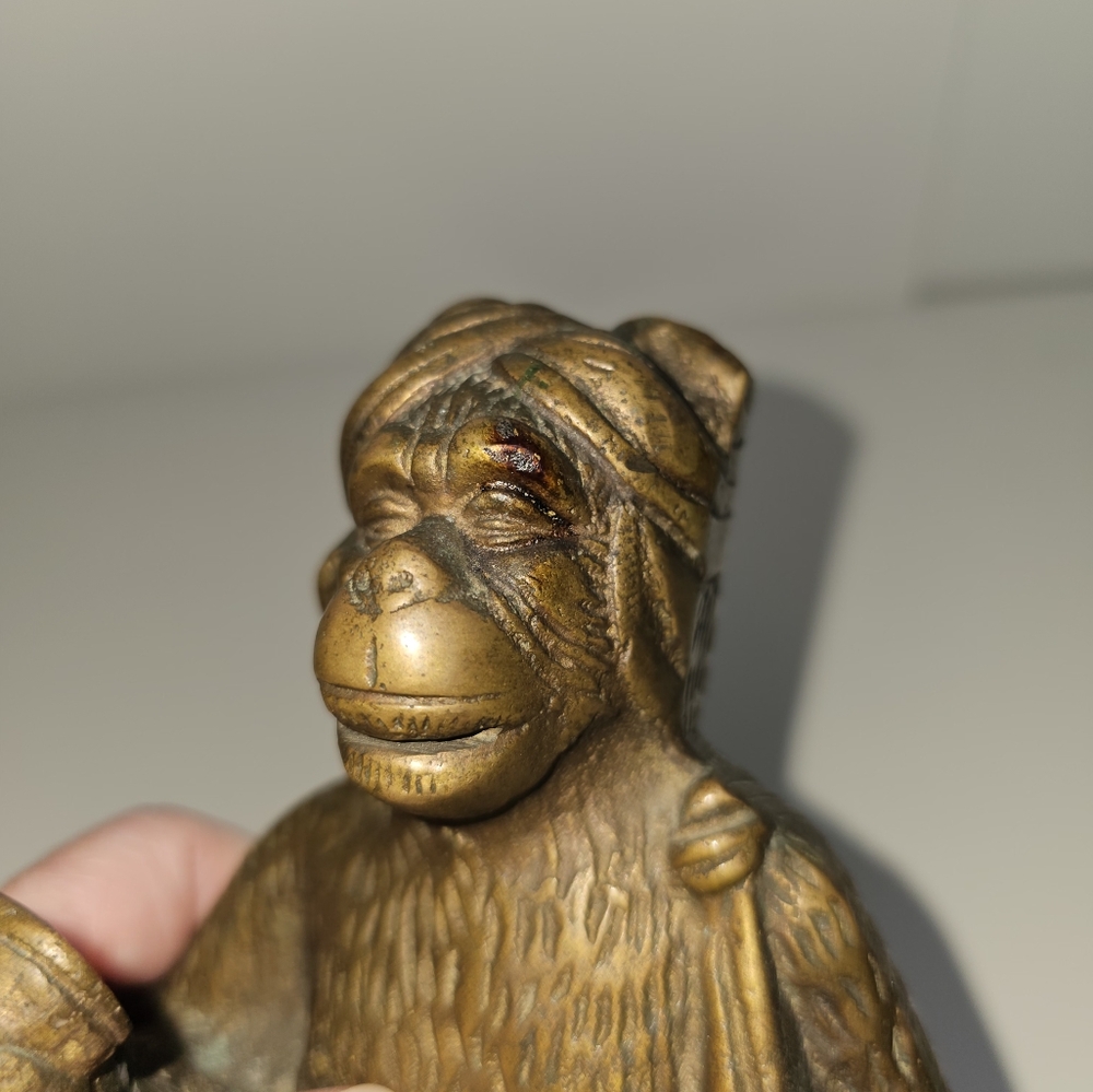 Vintage Brass Money Trinket Box - Picture 12 of 13